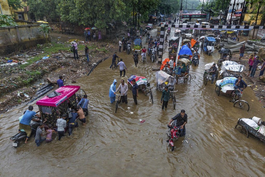 India_Monsoon_Flooding_91526.jpg