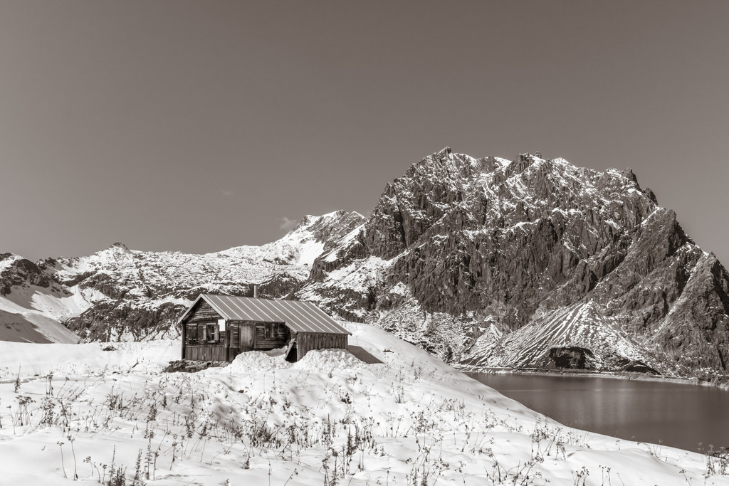 H__tte beim L__nersee.jpg