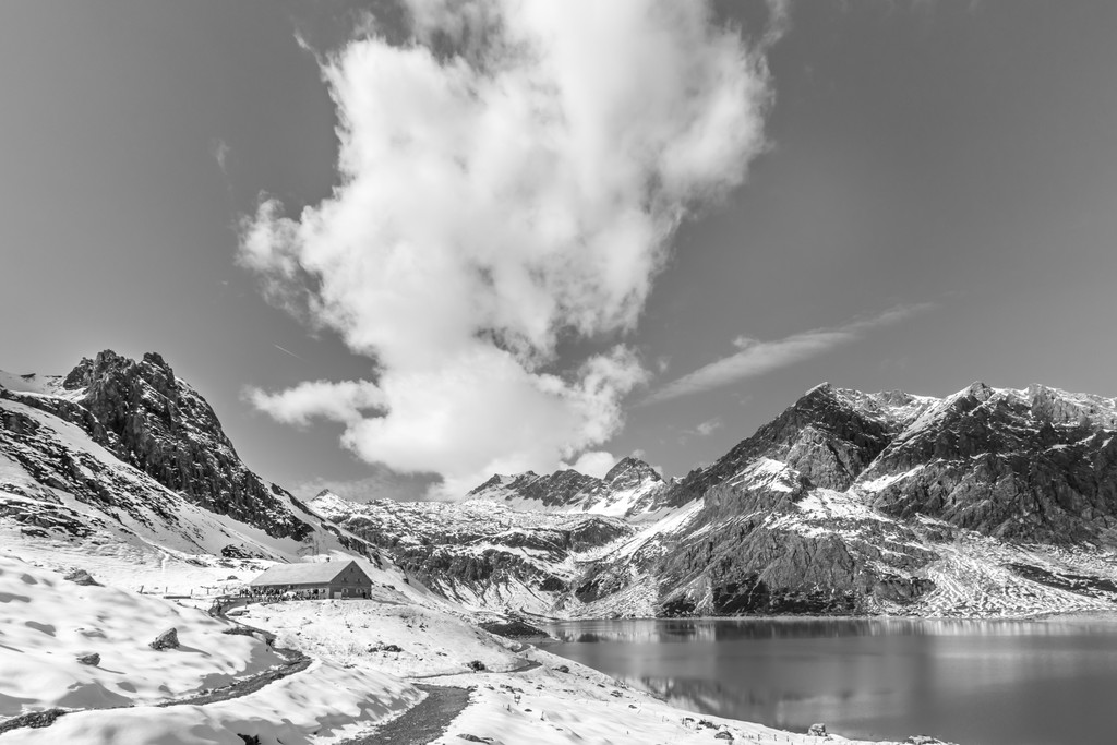 Wolken __ber der Schesaplana.jpg