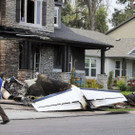 Plane_into_House_63291.jpg
