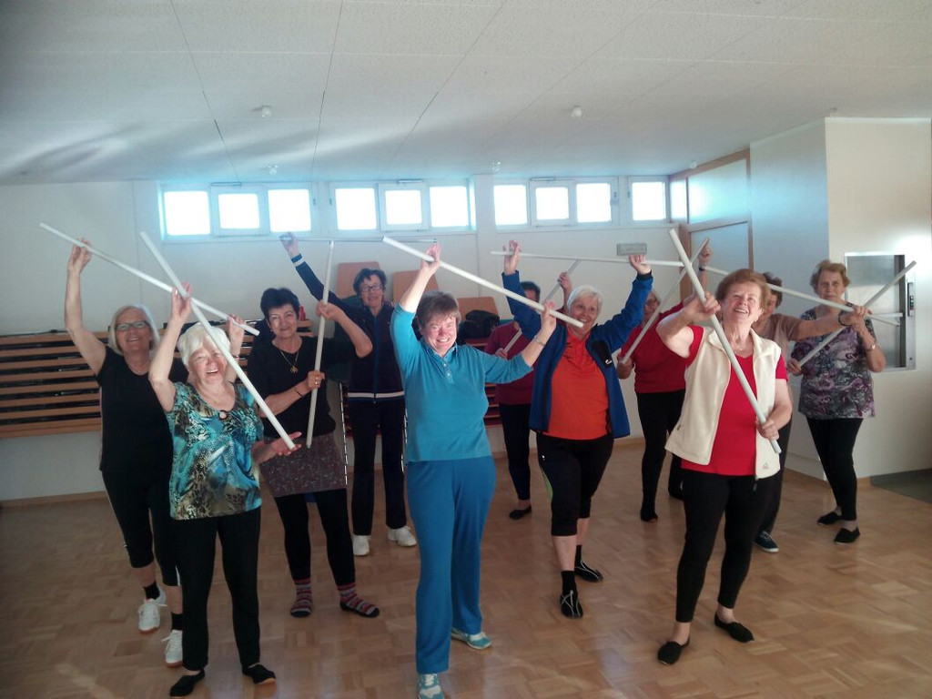 2015 Osteoporose Gruppe v_ Doris.JPG