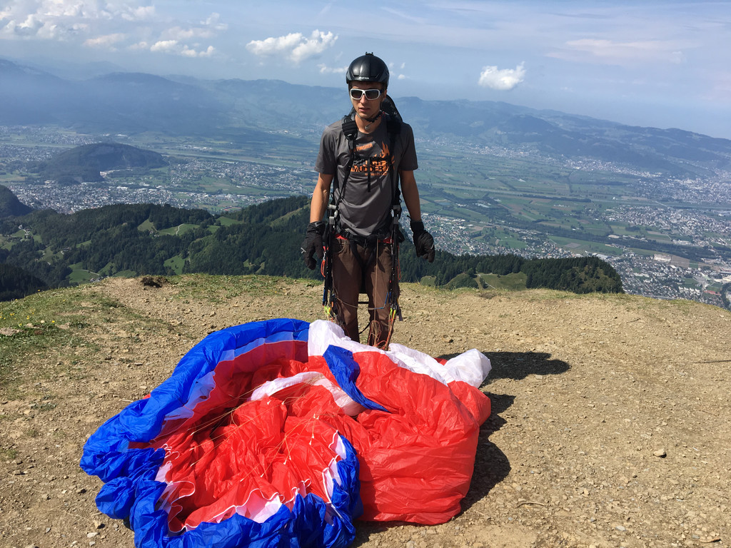 jodok paragliding titelbild_kam.JPG