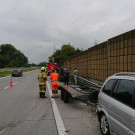 Anhängergespann überschlägt sich auf A1