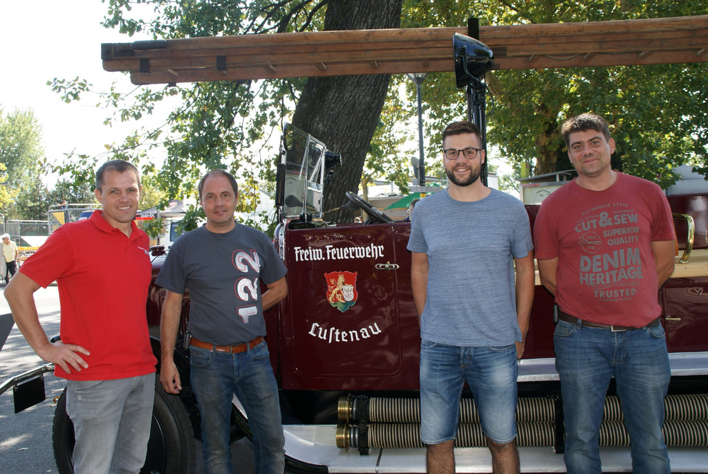 Christian_ Hartwig_ Stefan und Mathias arbeiteten 3000 Stunden.JPG