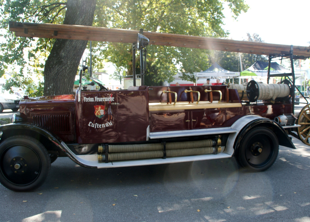 Lustenaus 1_ Feuerwehrauto.JPG