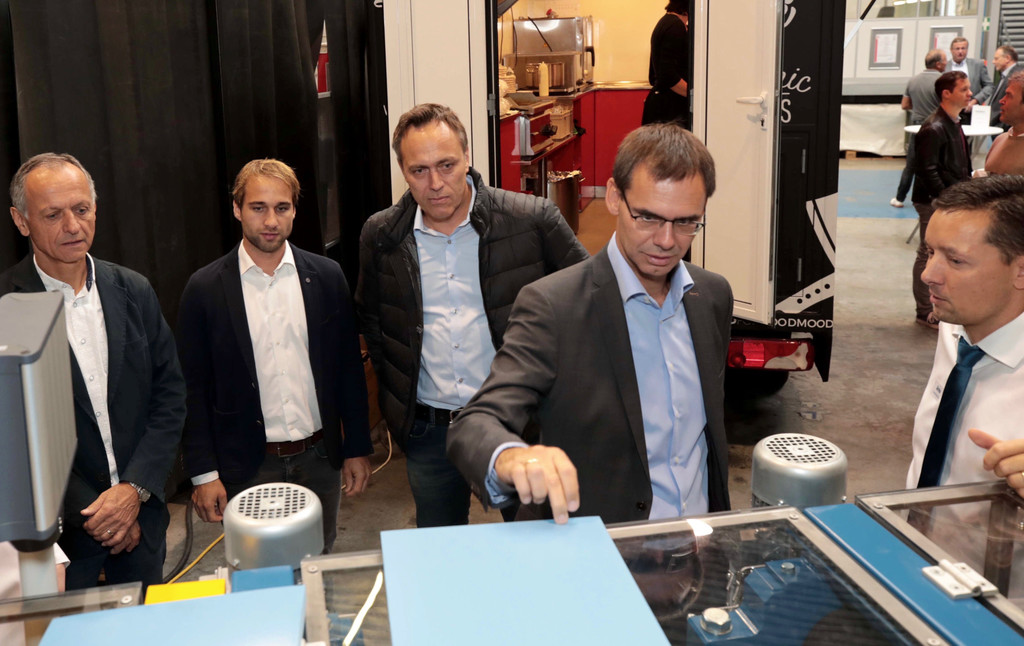 Reisch_ Besicht 2.jpg