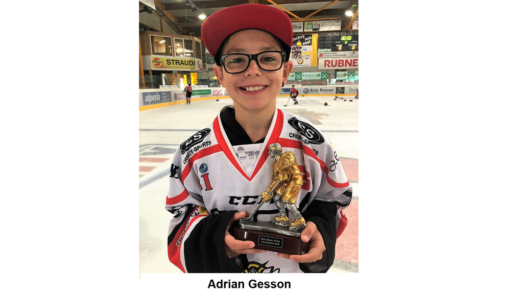 1-Adrian Gesson  -  bester Spieler des Turniers.jpg