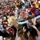 Germany_Oktoberfest_Opening_42772.jpg