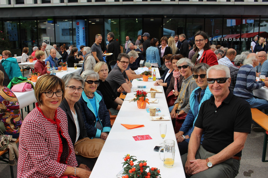 Gemeindehaus Er__ffnung C MENSCHEN PLATZ 22-09-2018 _9_.JPG
