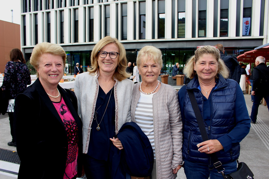 Gemeindehaus Er__ffnung C MENSCHEN PLATZ 22-09-2018 _19_.JPG
