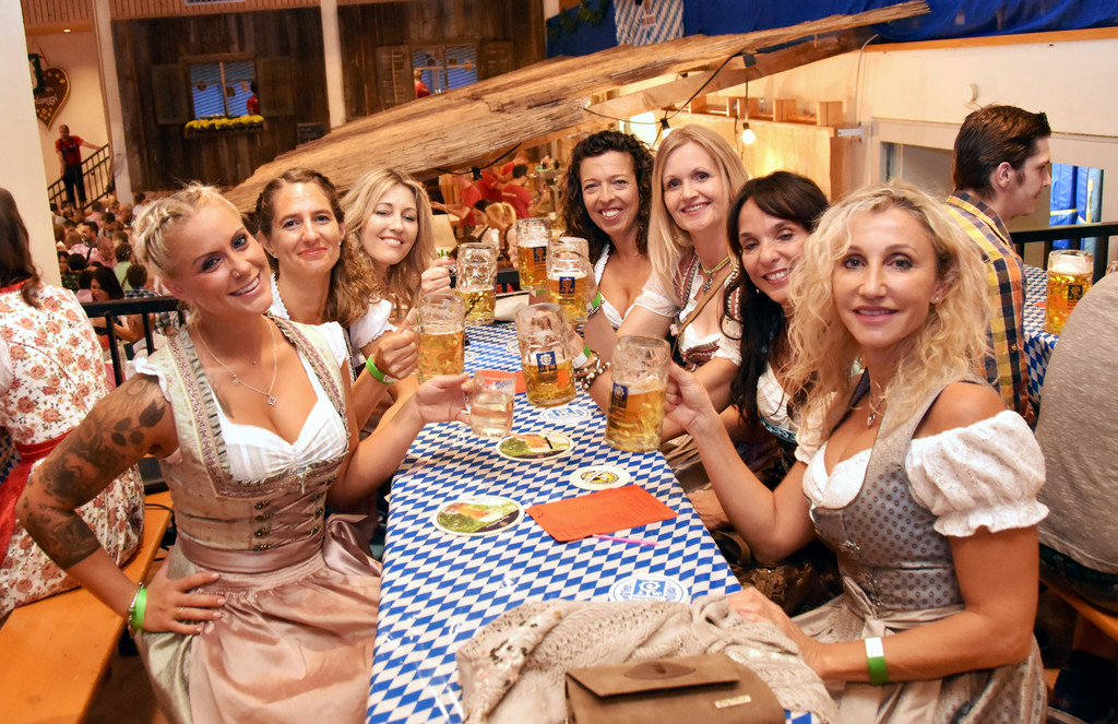 Oktoberfest Gai__au Damen aus Thal 2018 68.jpg