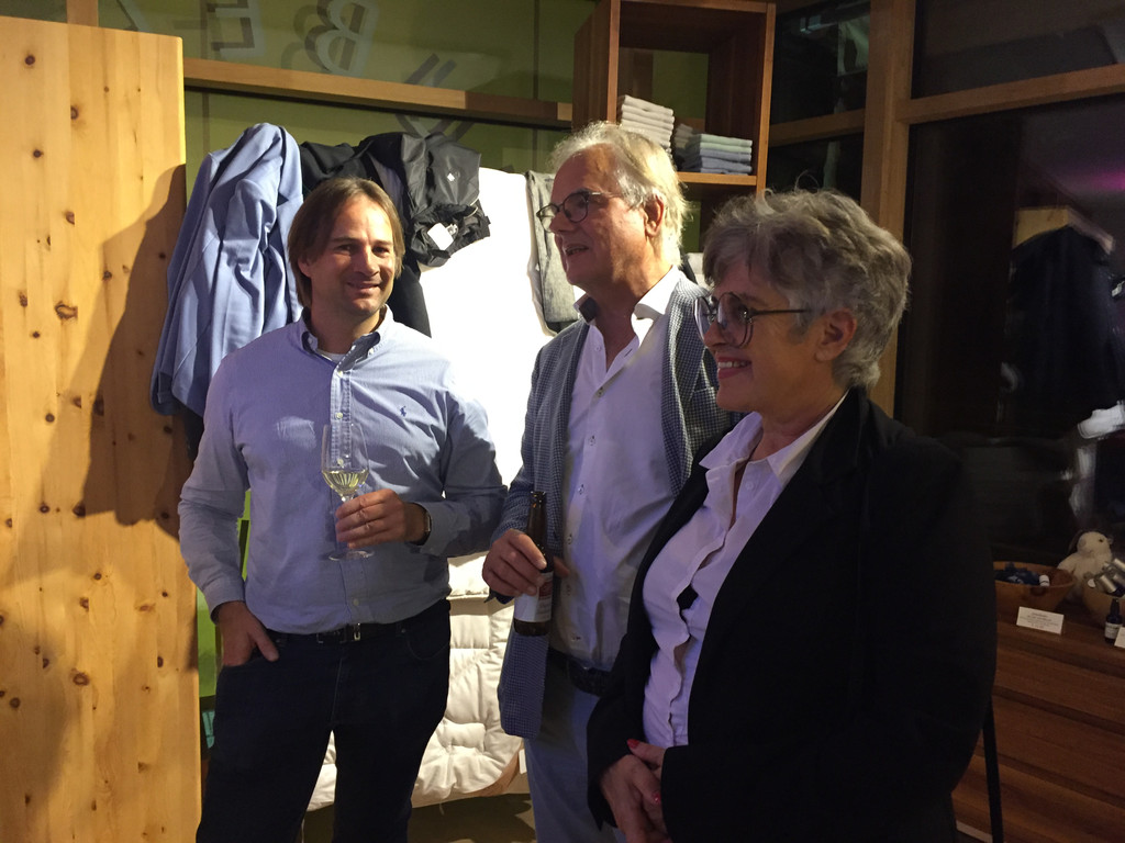 Patrick Deuring mit Peter und Susanne Scharax.JPG