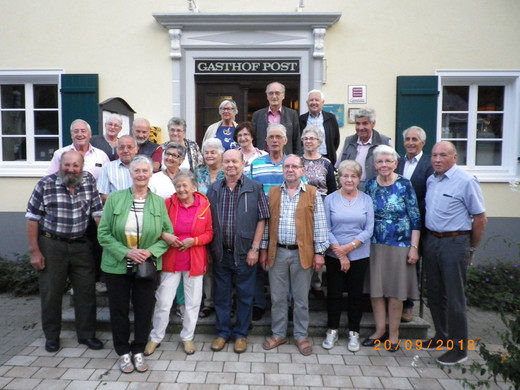 Treff Jahrgang 1942.JPG