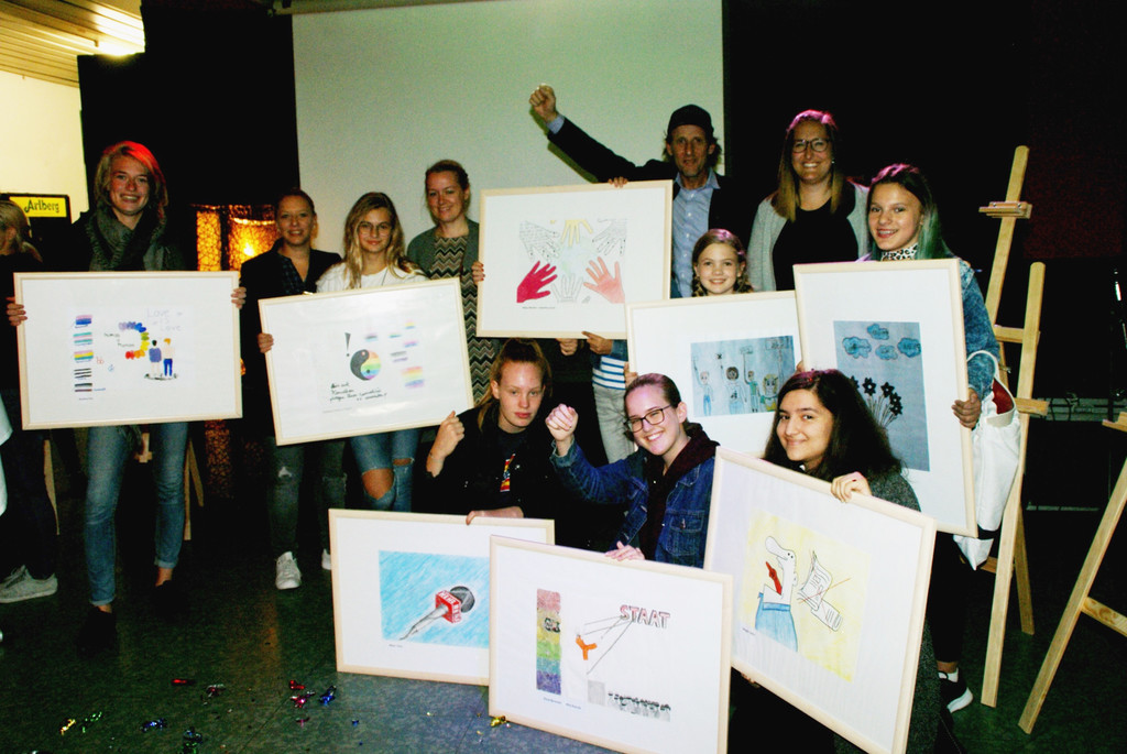 Gratulation an die Preistr__ger.JPG