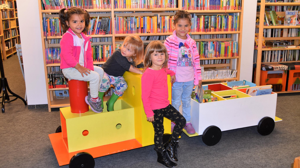 Mayla_ Josefa_ Charlotte und Alina.JPG