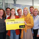 Scheck__bergabe.JPG