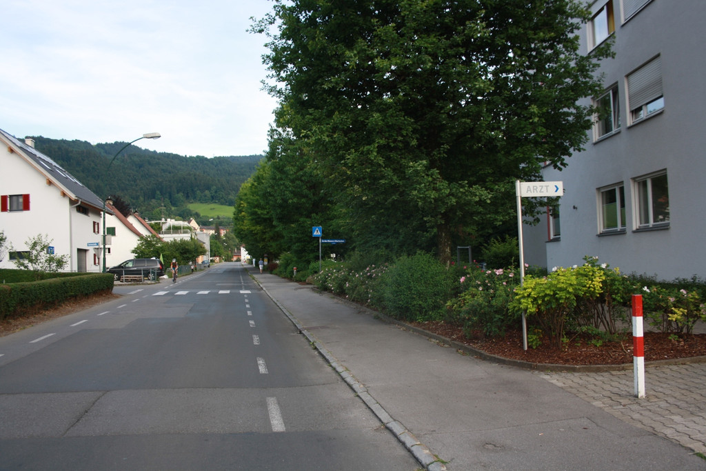 Alberlochstra__e Gehsteig im B__rgerforum Juni 2014 _2_.JPG