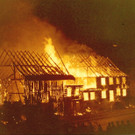 Armenhaus in Vollbrand 1.jpg