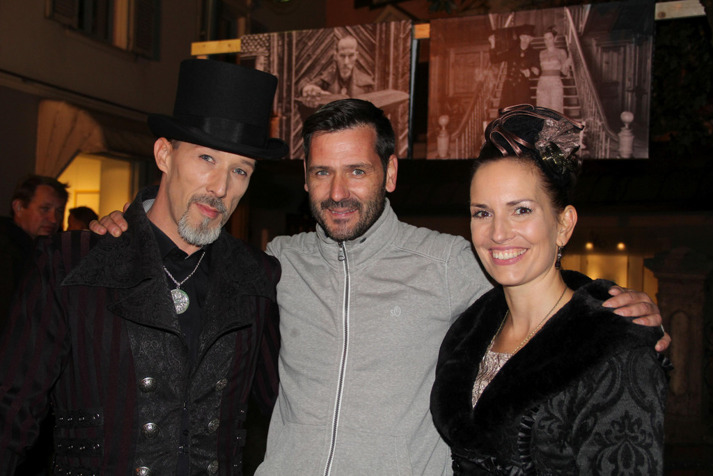 Die Mindmakers mit Fotograph Patrick S__ly.JPG