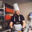 Team der B____ckerei Der Mann kocht in der Gruft.jpg