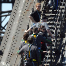Harry erklimmt Harbour Bridge