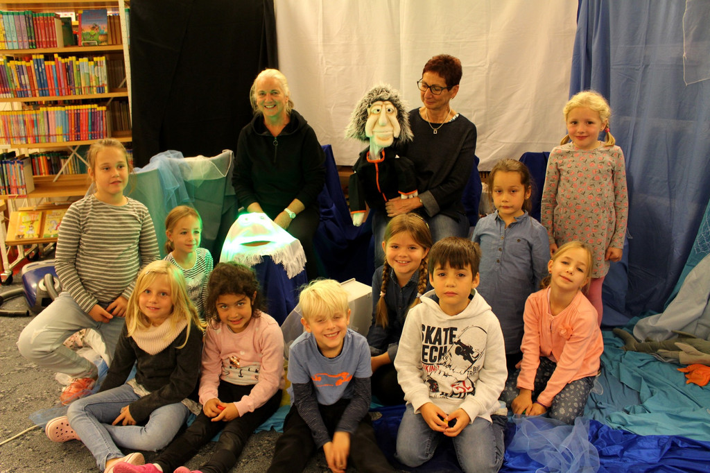 B__cherei Lesereise PUPPENSPIEL Angelika Heinzle-Denifle 19-10-2018 _2_.JPG