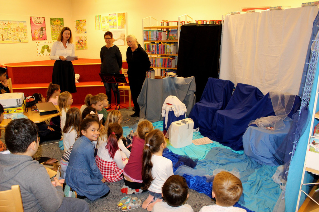 B__cherei Lesereise PUPPENSPIEL Angelika Heinzle-Denifle 19-10-2018 _9_.JPG