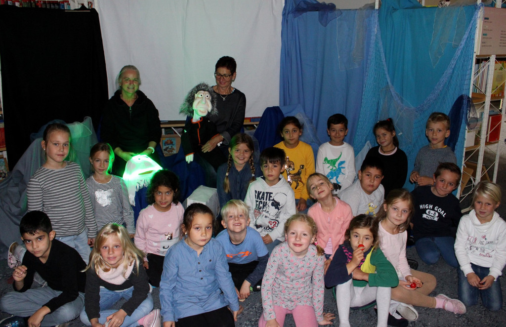 B__cherei Lesereise PUPPENSPIEL Angelika Heinzle-Denifle 19-10-2018 _1_.JPG