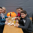 Nach der Arbeit gab es eine St__rkung.JPG