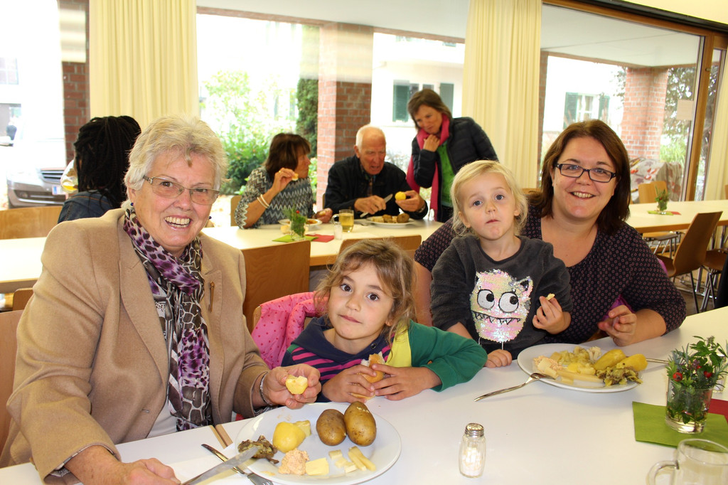 Lochau Kartoffeltag Missionskreis der Pfarre 21-10-2018 _11_.JPG