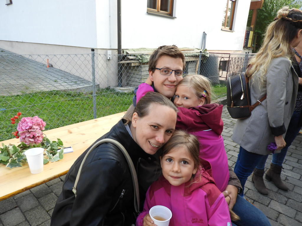 Mellanie und Michael mit ihren Kindern aus Tirol.JPG