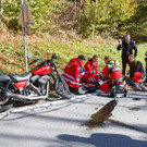 Rettungshubschrauber-Einsatz: Bikerin prallte in Blons gegen Pkw
