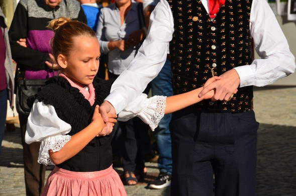 Klostertalmarkt in Bludenz Kindertrachtengruppe Bludenz _7_.jpg