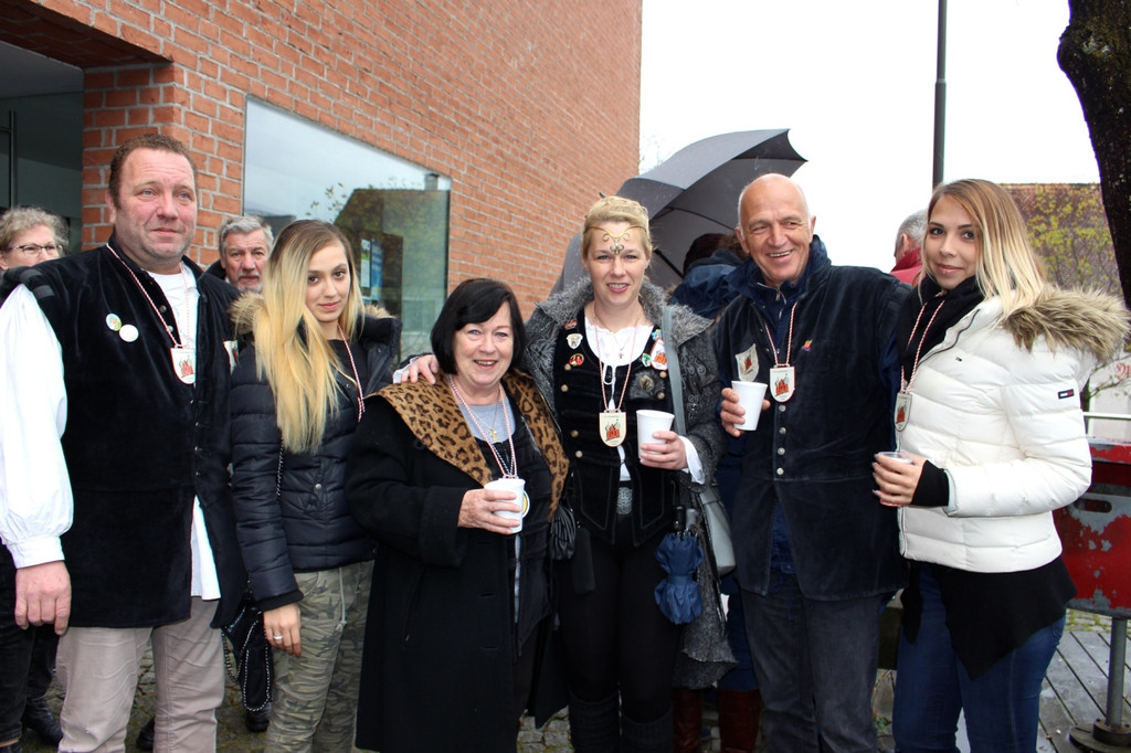 Lochau Fasching Opening C RatvonHofen 11-11-2017 _1_.JPG