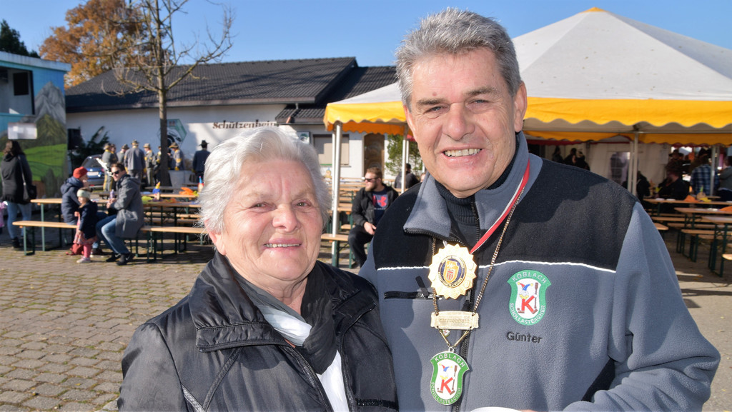 Zunftgr__nderin Magda und Ehrenobmann G__nter Oberscheider _L__ndleTV_.JPG