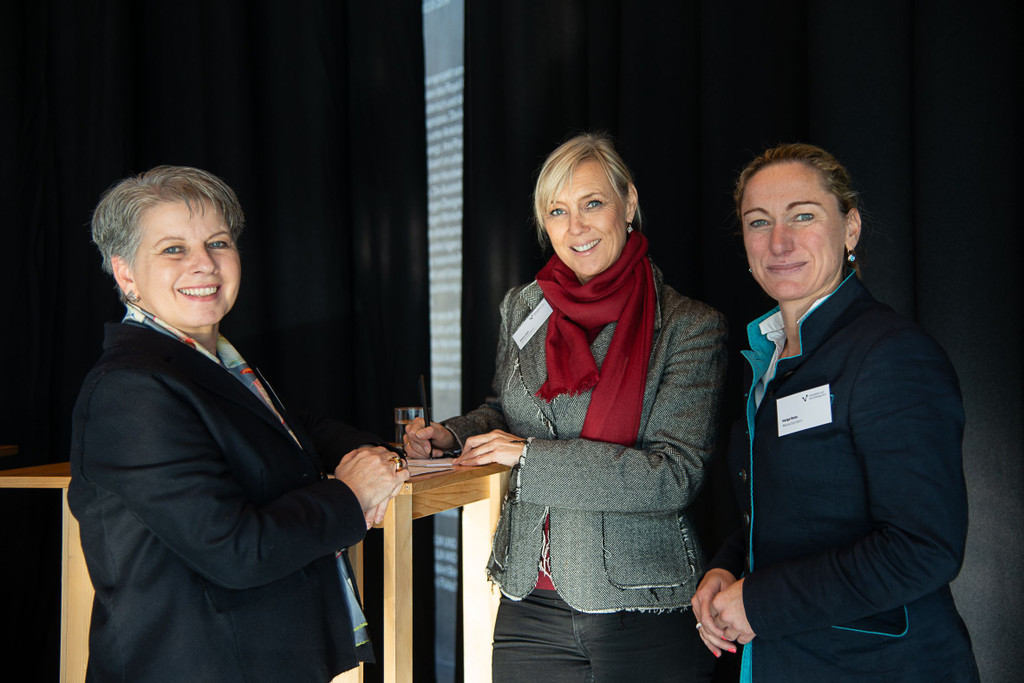 GVA-Symposion-2018-Brigitte-Plemel-Petra-Fiel-Helga-Boss.jpg