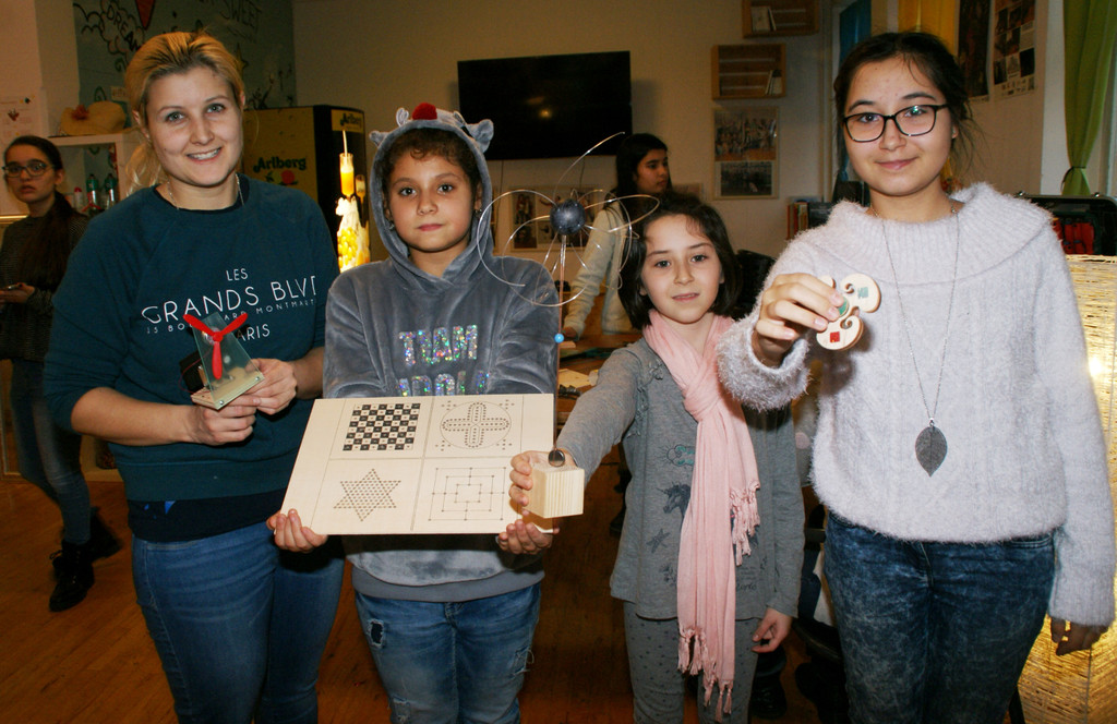 v_li_ Michaela_ Jovana_ Bahar_ Seher.JPG