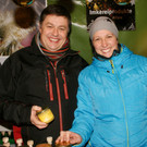 Honig und feine Schn__pse gabs von der Familie Alfare.JPG