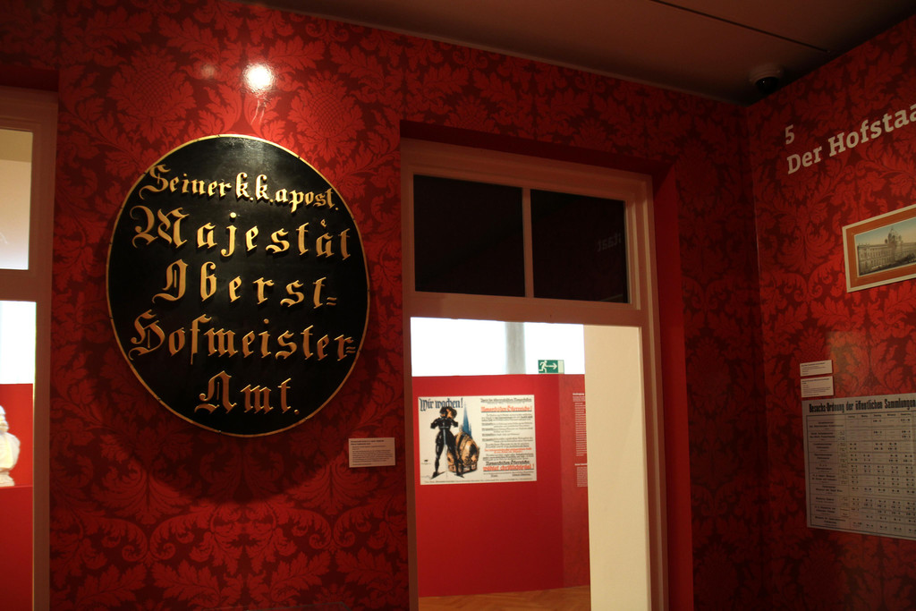 Ausstellung_Bruch und Kontinuit__t_Hofmobiliendepot  ___  M__bel Museum Wien __ SKB  _23_.JPG