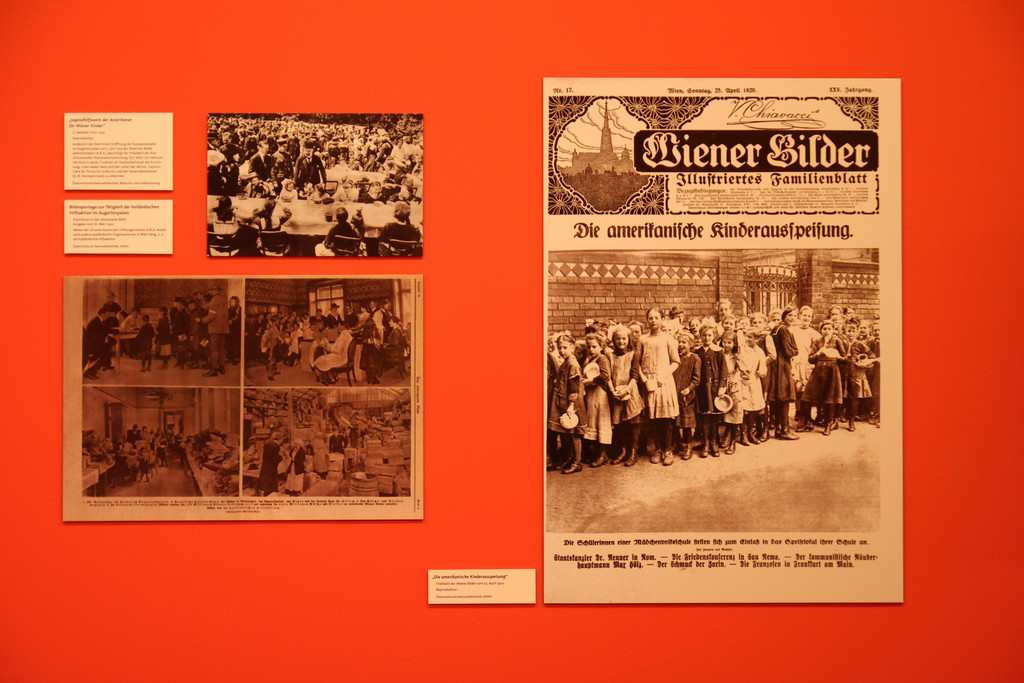 Ausstellung_Bruch und Kontinuit__t_Hofmobiliendepot  ___  M__bel Museum Wien __ SKB  _35_.JPG