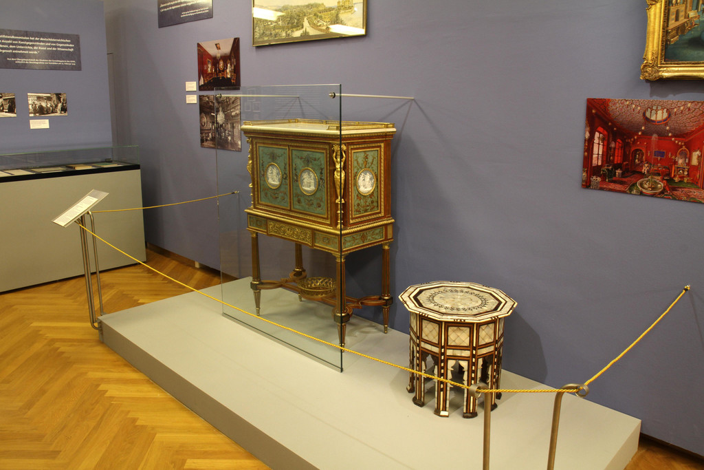 Ausstellung_Bruch und Kontinuit__t_Hofmobiliendepot  ___  M__bel Museum Wien __ SKB  _47_.JPG