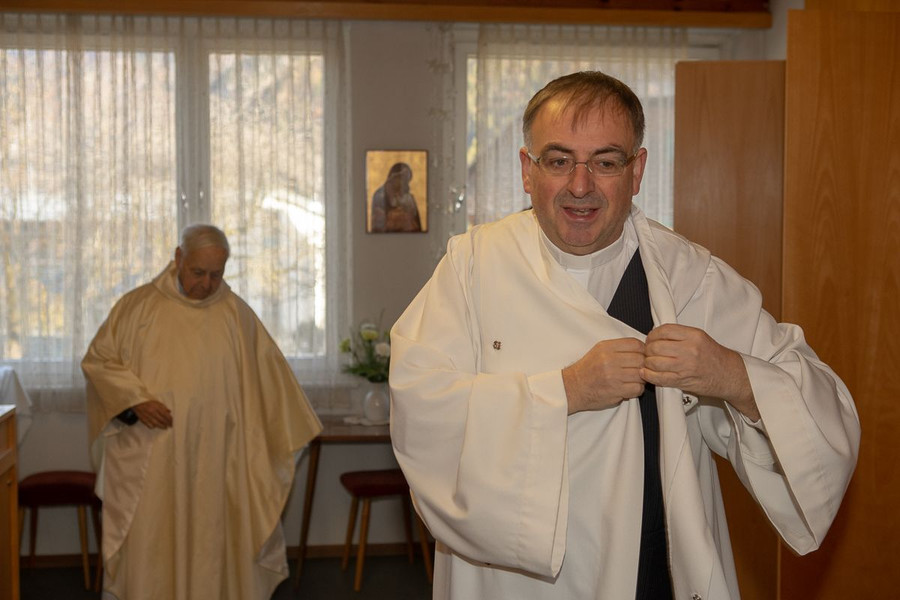 20181125_Pfarrjubila__um_009.jpg