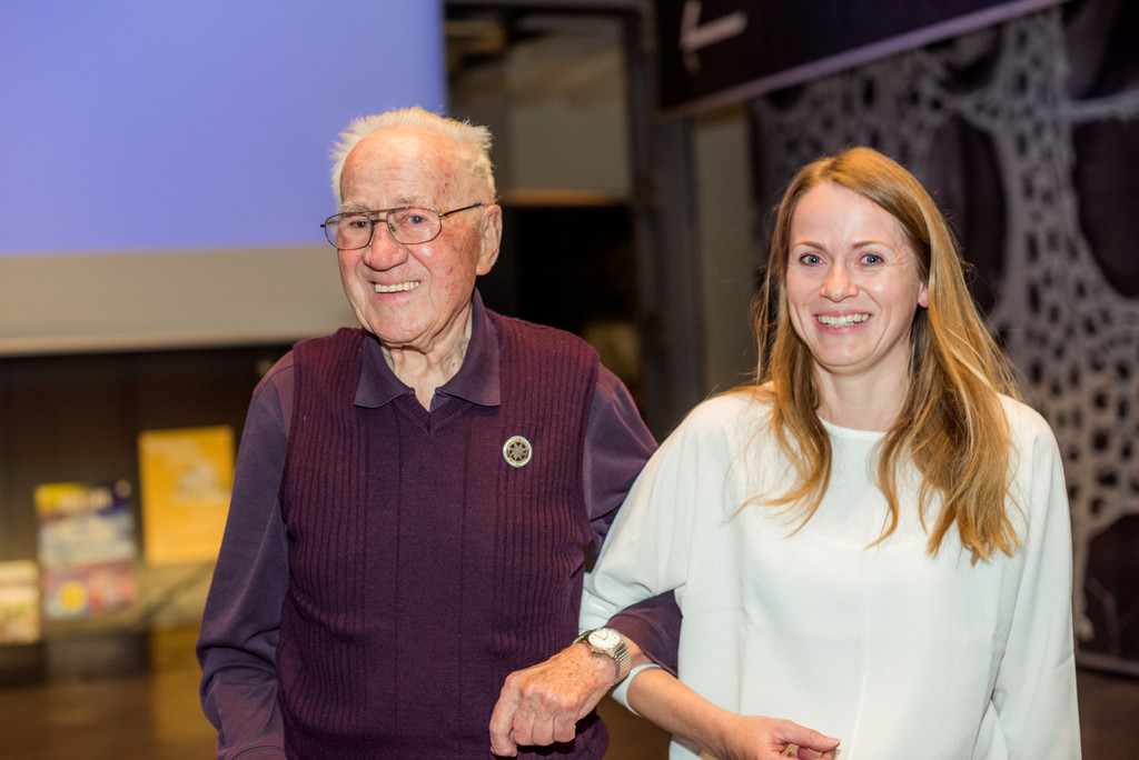 Jubilar Ludwig Schnell und Kassierin Claudia Greu__ing.jpg