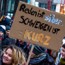 Gro__demo gegen Schwarz-Blau Regierung _96 von 121_.jpg