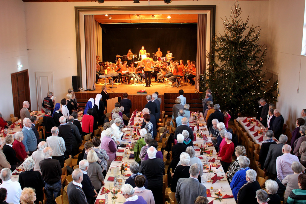 Senioren Adventfeier A STILLE NACHT 15-12-2018 _4_.JPG