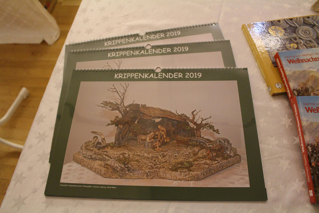 XIMG_1573 Zum 60j__hrigen Jubil__um 2019 wurde ein Krippenkalender erstellt.JPG