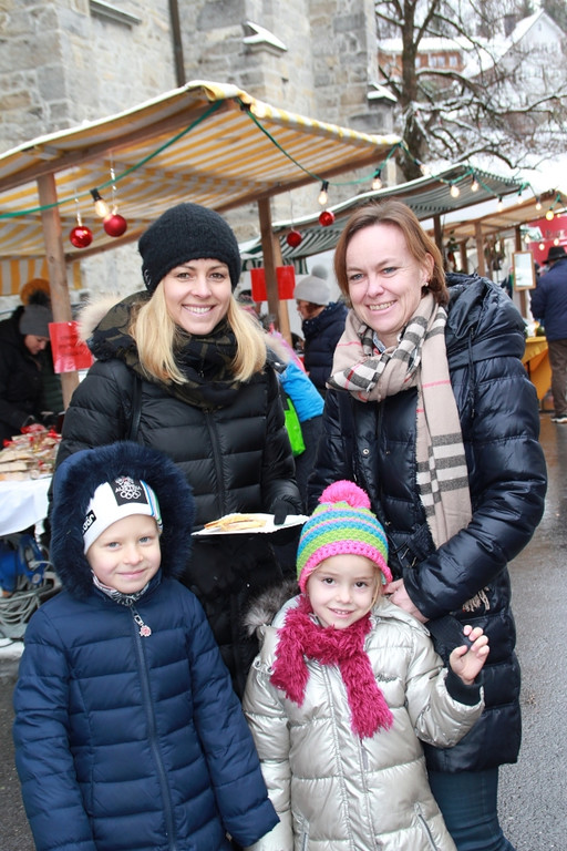 Weihnachtsmarkt 2.jpg