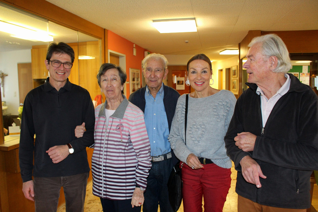 Jesuheim WEIHNACHTSFEIER 20-12-2018 _30_.JPG