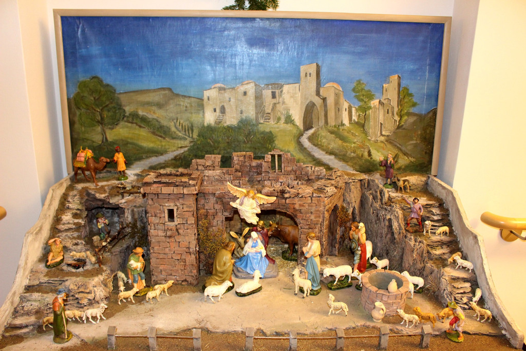 Jesuheim WEIHNACHTSFEIER 20-12-2018 _34_.JPG