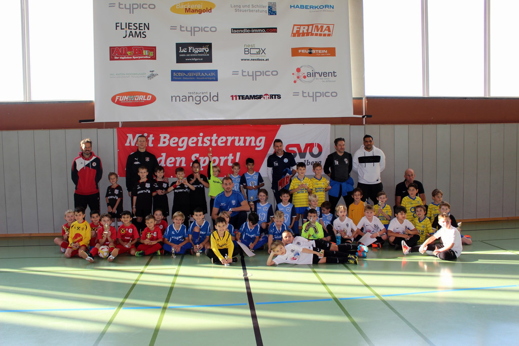 Fu__ball NACHWUCHS U 8 A Gesamtbild 15-12-2018 _2_.JPG